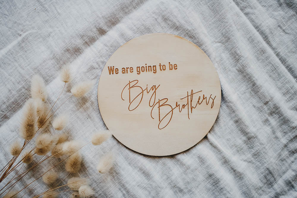 PREGNANCY ANNOUNCEMENTS