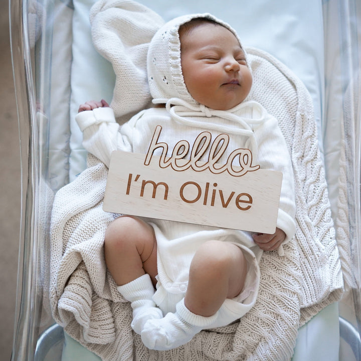 Personalised name plaque - "HELLO IM ......"