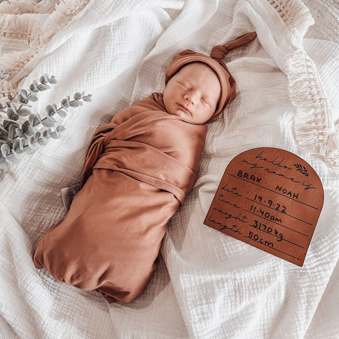 Leatherette milestone set + birth announcement