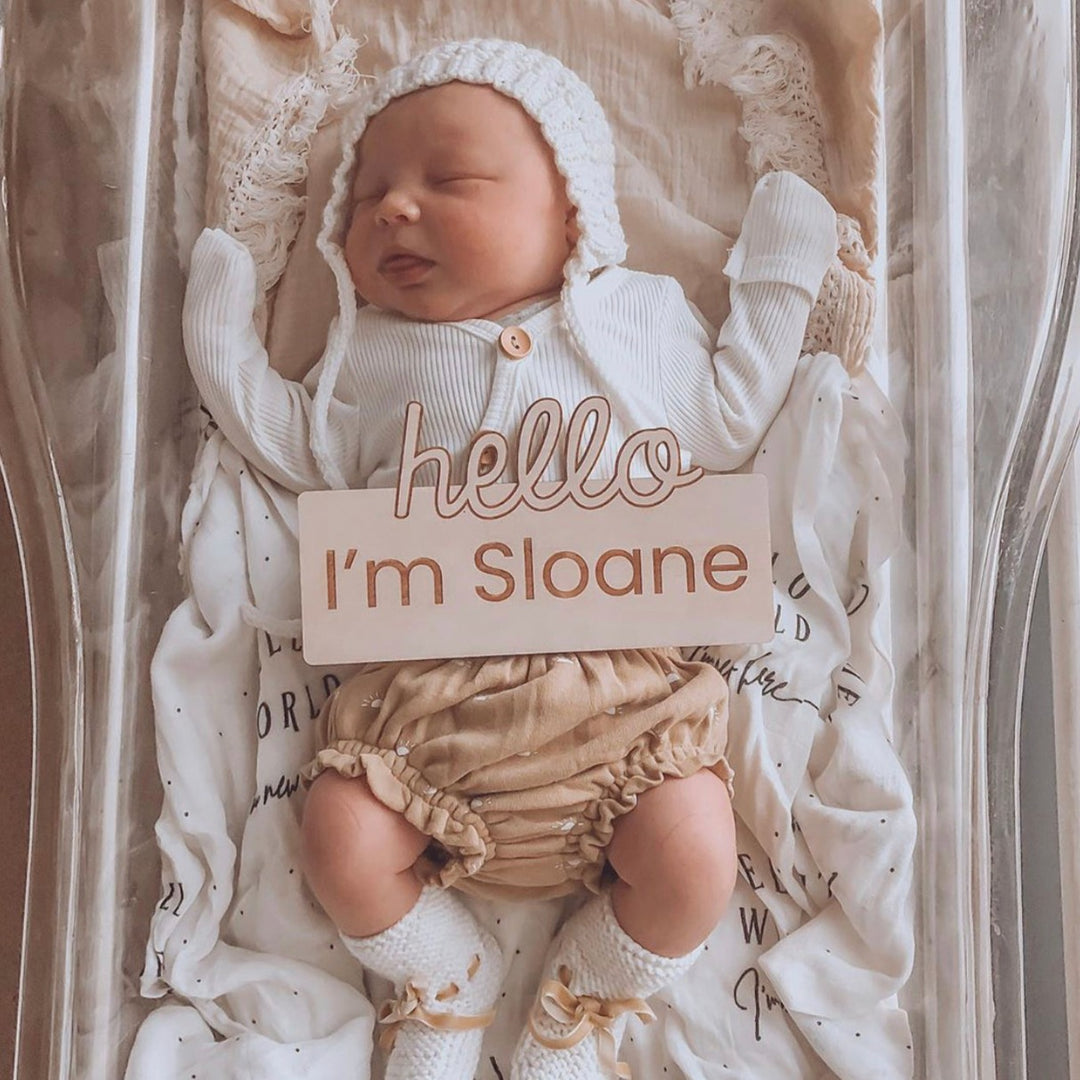 Personalised name plaque - "HELLO I'M ......"