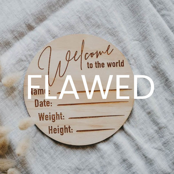 'Welcome to the world' Wooden Birth Announcement Disc - Classic (Seconds Sale)